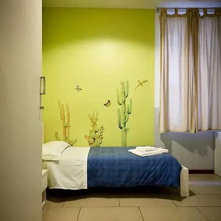 L'archetto بيت شباب كريمونا